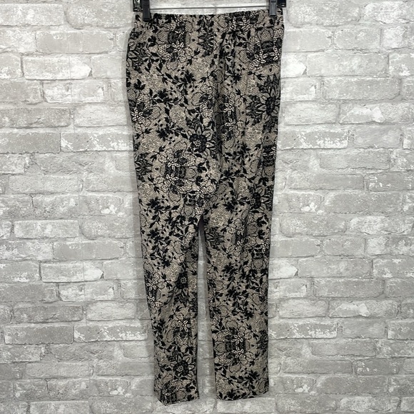 G by Giuliana Disney Alice Through the Looking Glass Pants - Picture 3 of 5